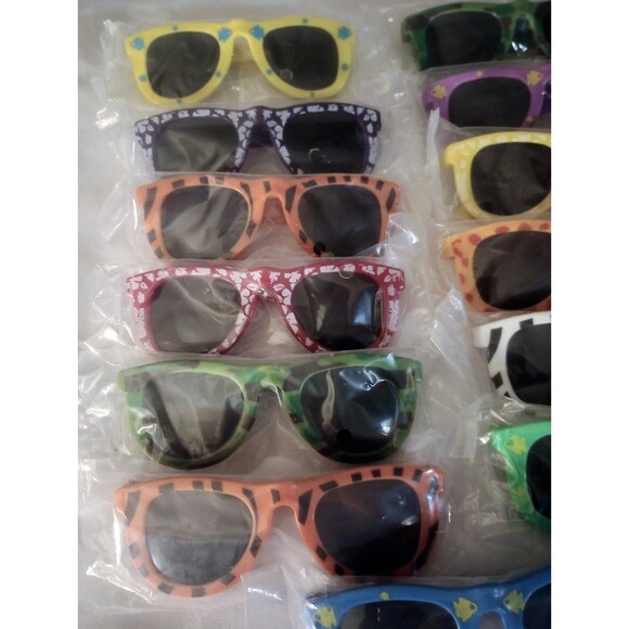 20pc Kids Toddler Sunglasses Lot Party Favor Giveaways Prizes - Picture 2 of 4